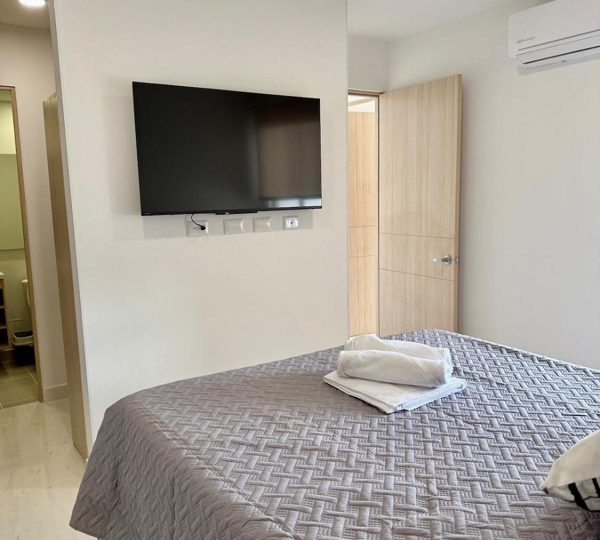 In Serena Del Mar With Elevator , Near And Comfort * Cartagena