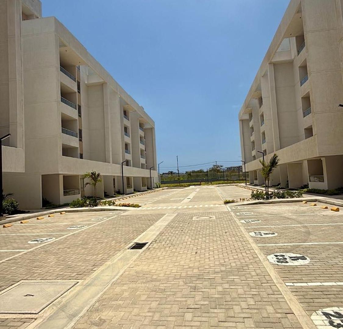 In Serena Del Mar With Elevator , Near And Comfort Cartagena