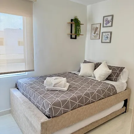 In Serena Del Mar With Elevator , Near And Comfort Apartamento *