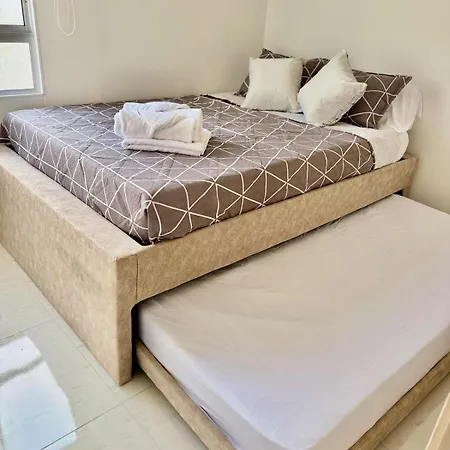 In Serena Del Mar With Elevator , Near And Comfort Apartamento *